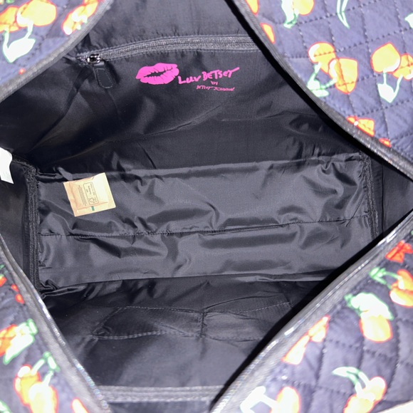 BETSEY JOHNSON BLACK RED CHERRIES OVERNIGHTER WEEKENDER & CHERRY PURSE CHARM NWT - Picture 10 of 12